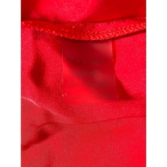 Alexis Hazel Asymmetric Dress Ruffle Trim Bell Sleeve Red M - Picture 10 of 12